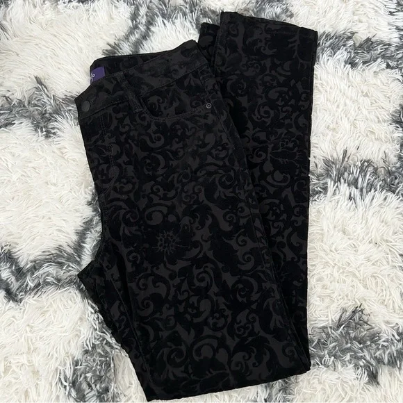 NYDJ Samantha Black Medallion Velvet Embroidered Jeans - Picture 3 of 9